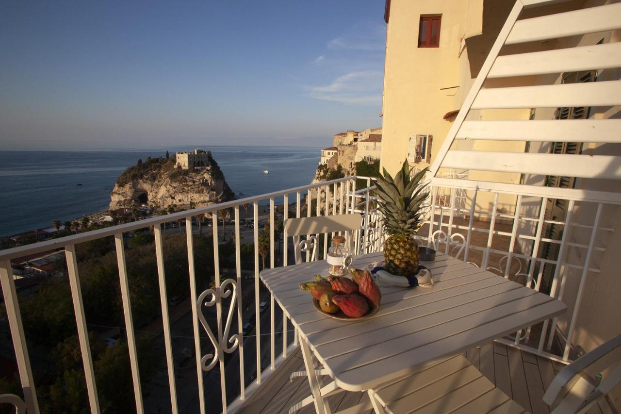 Le Tolde Del Corallone Aparthotel Tropea Exterior foto